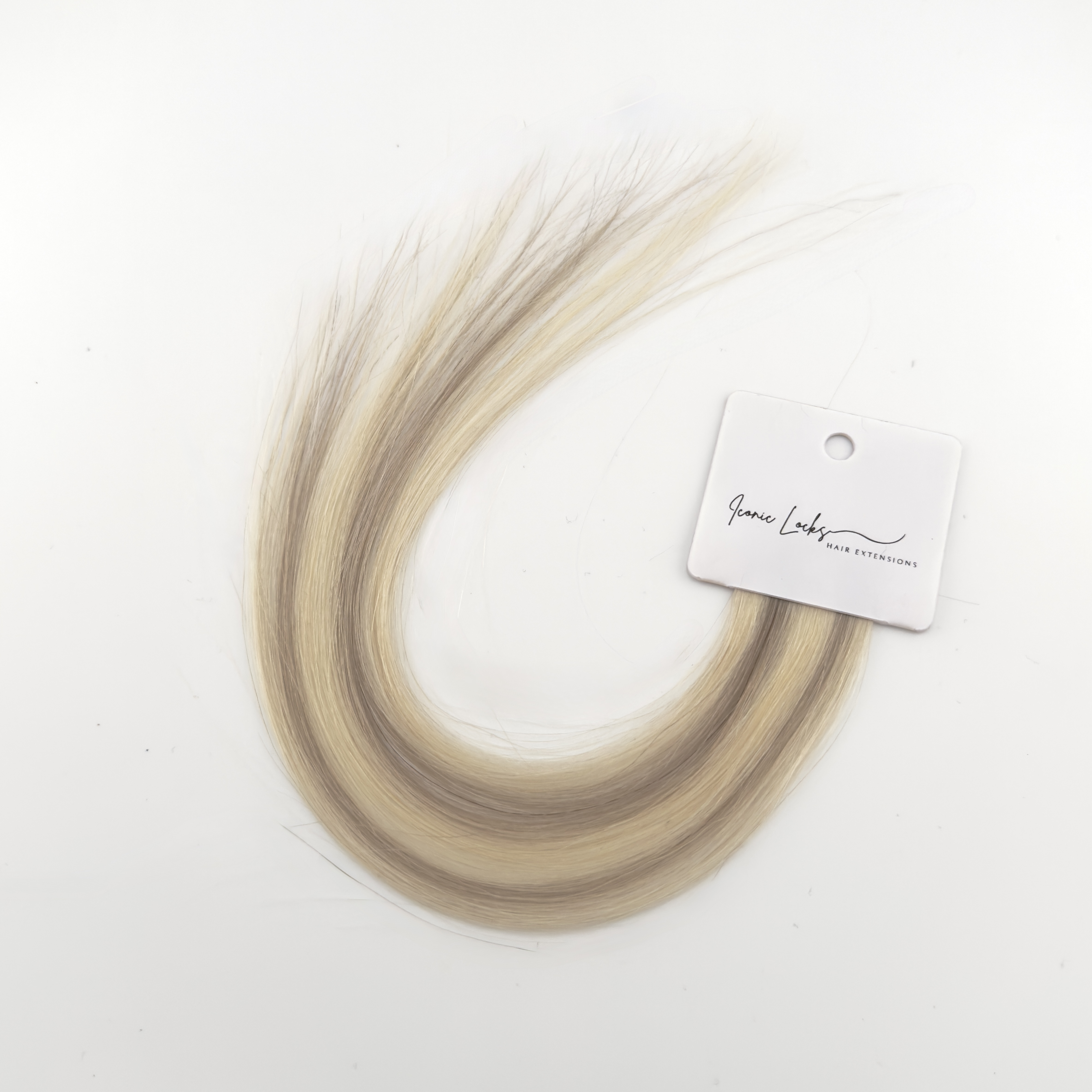Seamless Weft Extensions